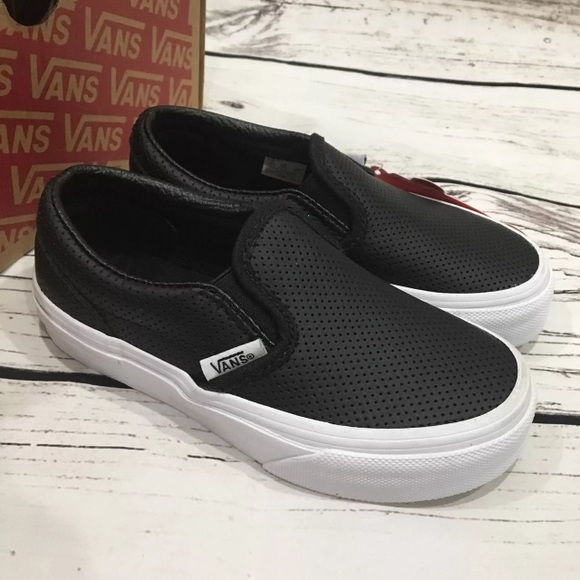 girls black vans size 5